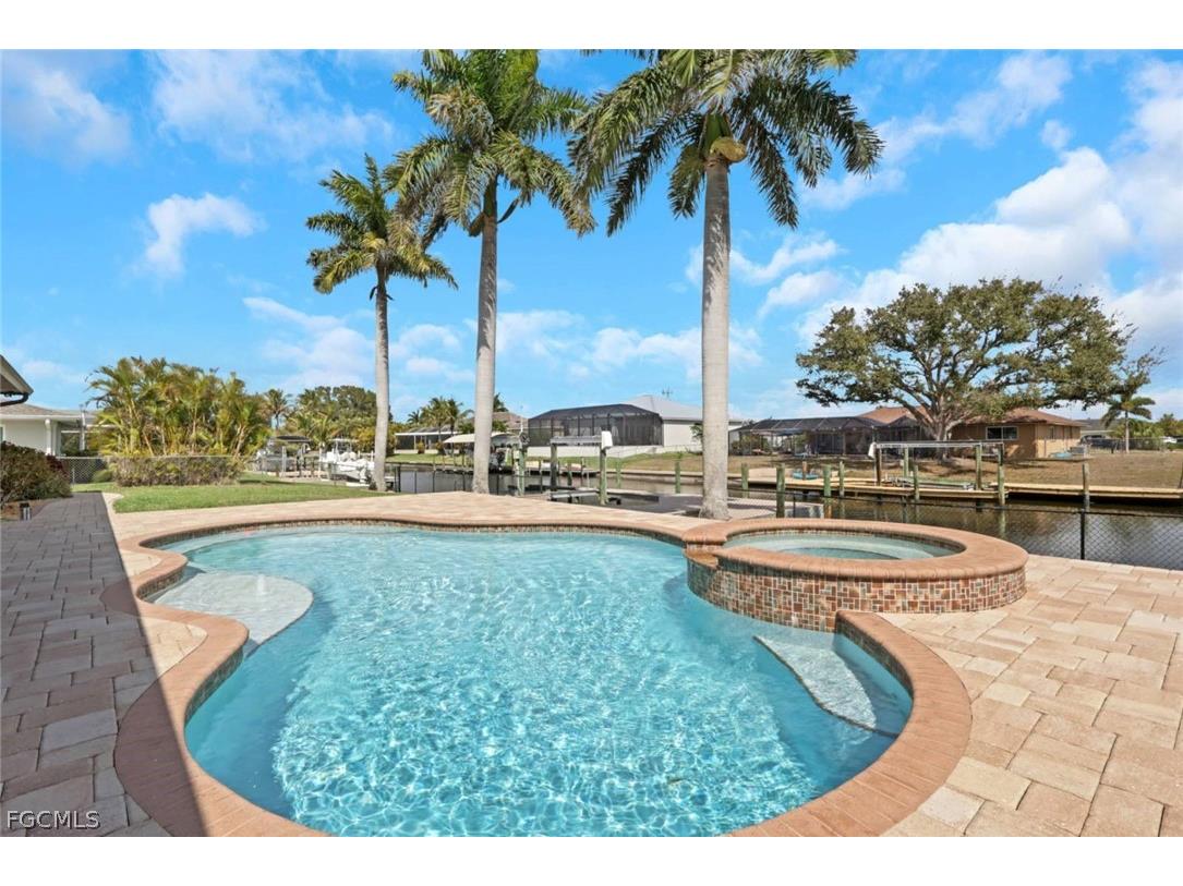 5241 SW 2nd Place Cape Coral FL 33914 2025024685 image27
