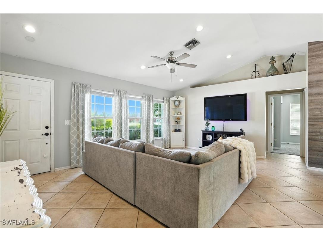 5242 17th Place SW Naples FL 34116 225063422 image5