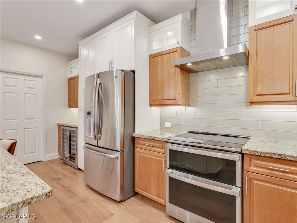 5242 Kensington High Street Naples FL 34105 225069511 image14