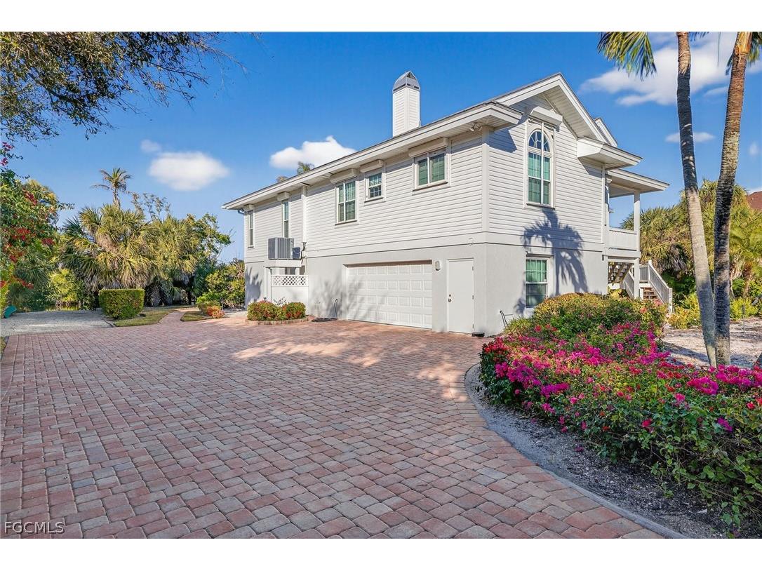 5243 Indian Court Sanibel FL 33957 2026008326 image2