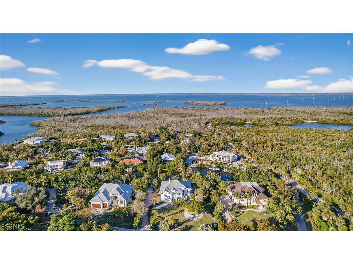 5243 Indian Court Sanibel FL 33957 2026008326 image39
