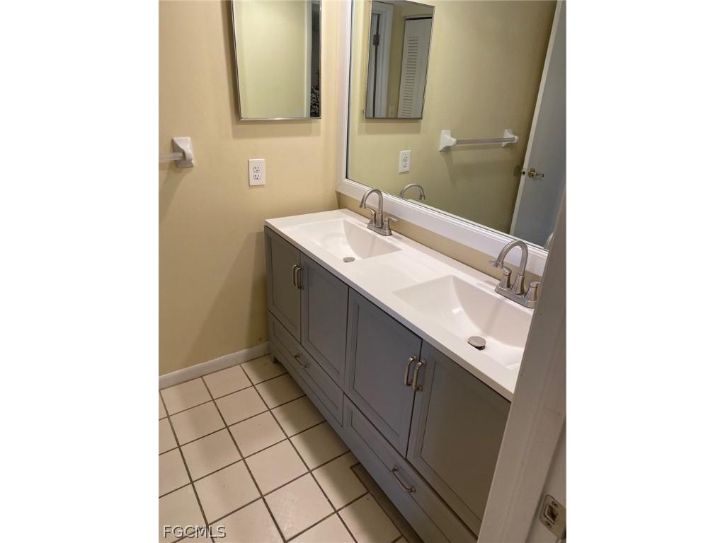 5245 Cedarbend Drive #2 Fort Myers FL 33919 2026005650 image24
