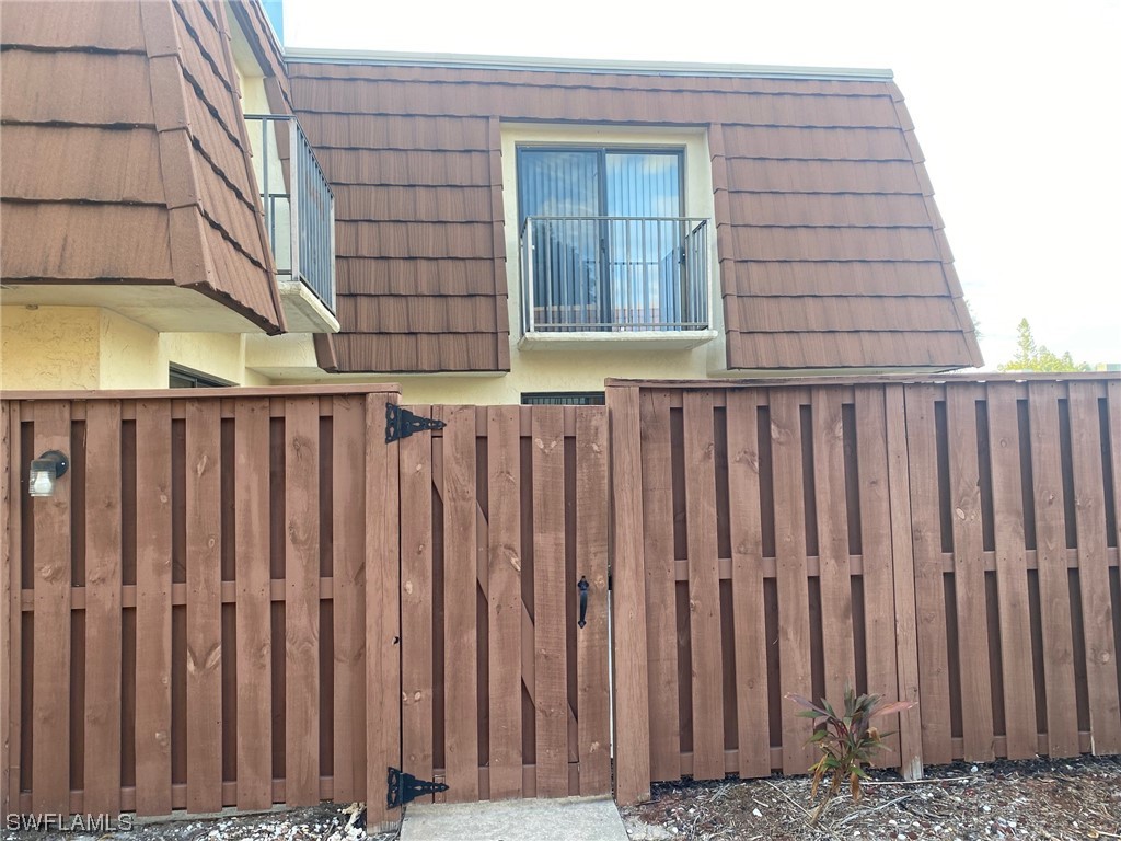 5245 Cedarbend Drive #2 Fort Myers FL 33919 224008254 image1