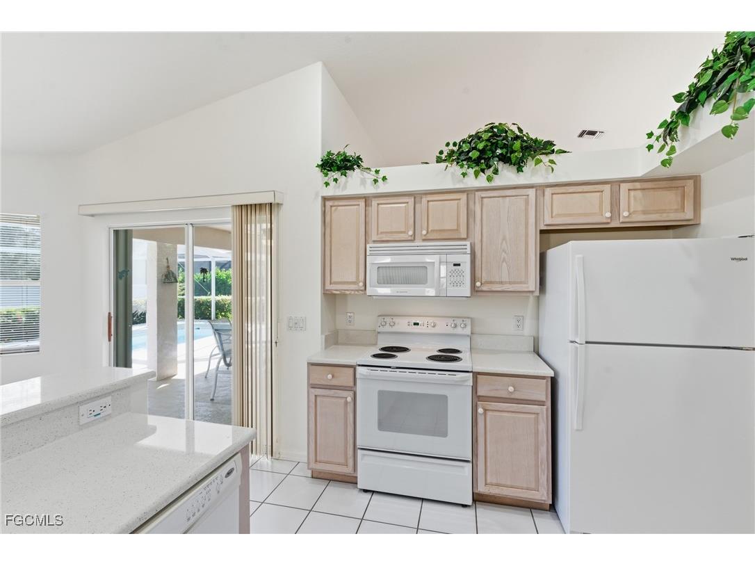 5245 SW 19th Place Cape Coral FL 33914 2025025104 image14