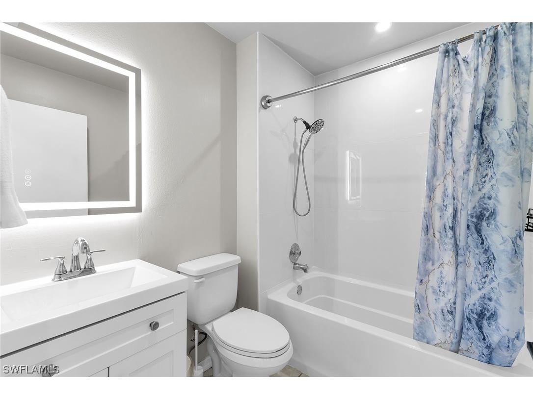 5245 Treetops Drive Naples FL 34113 226010546 image14