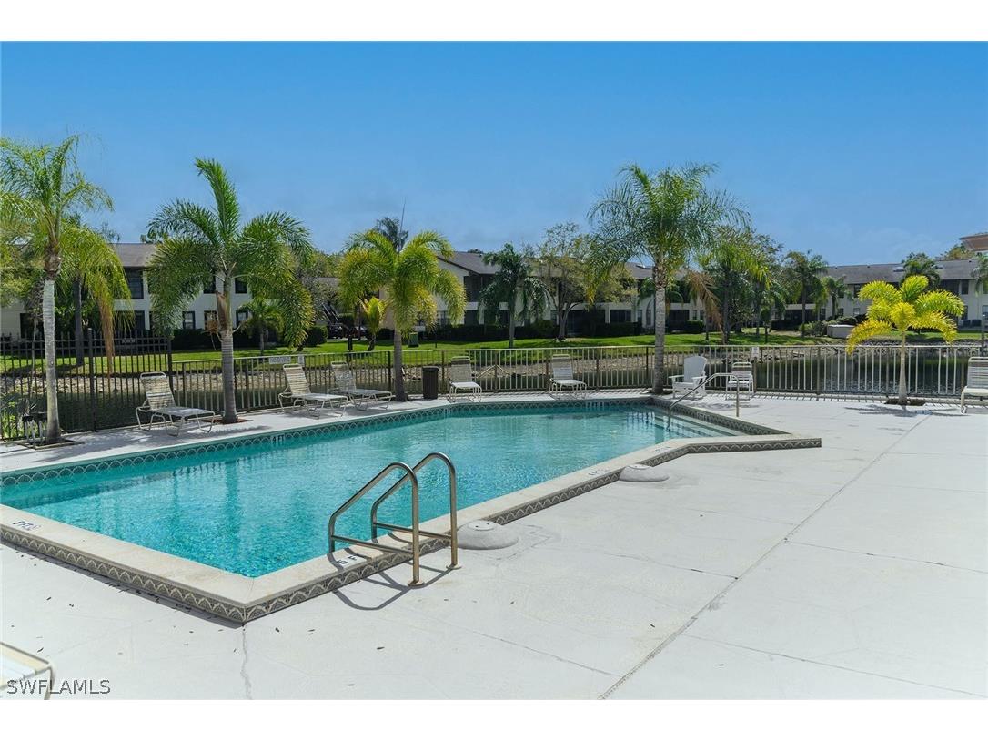 5245 Treetops Drive Naples FL 34113 226010546 image18