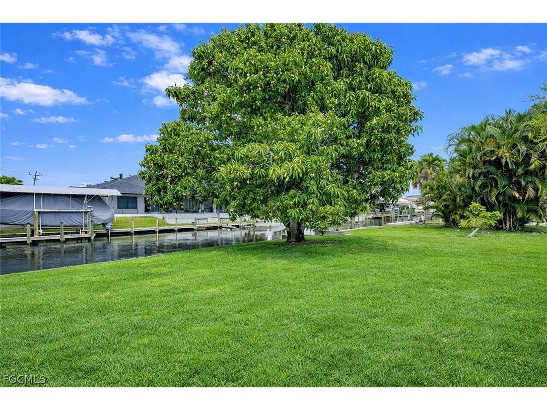 5246 Tower Drive Cape Coral FL 33904 224043395 image33