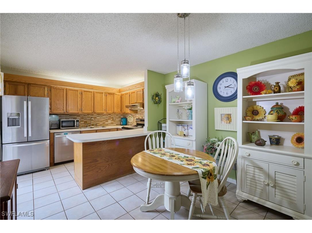 5247 Cedarbend Drive #2 Fort Myers FL 33919 226002135 image1