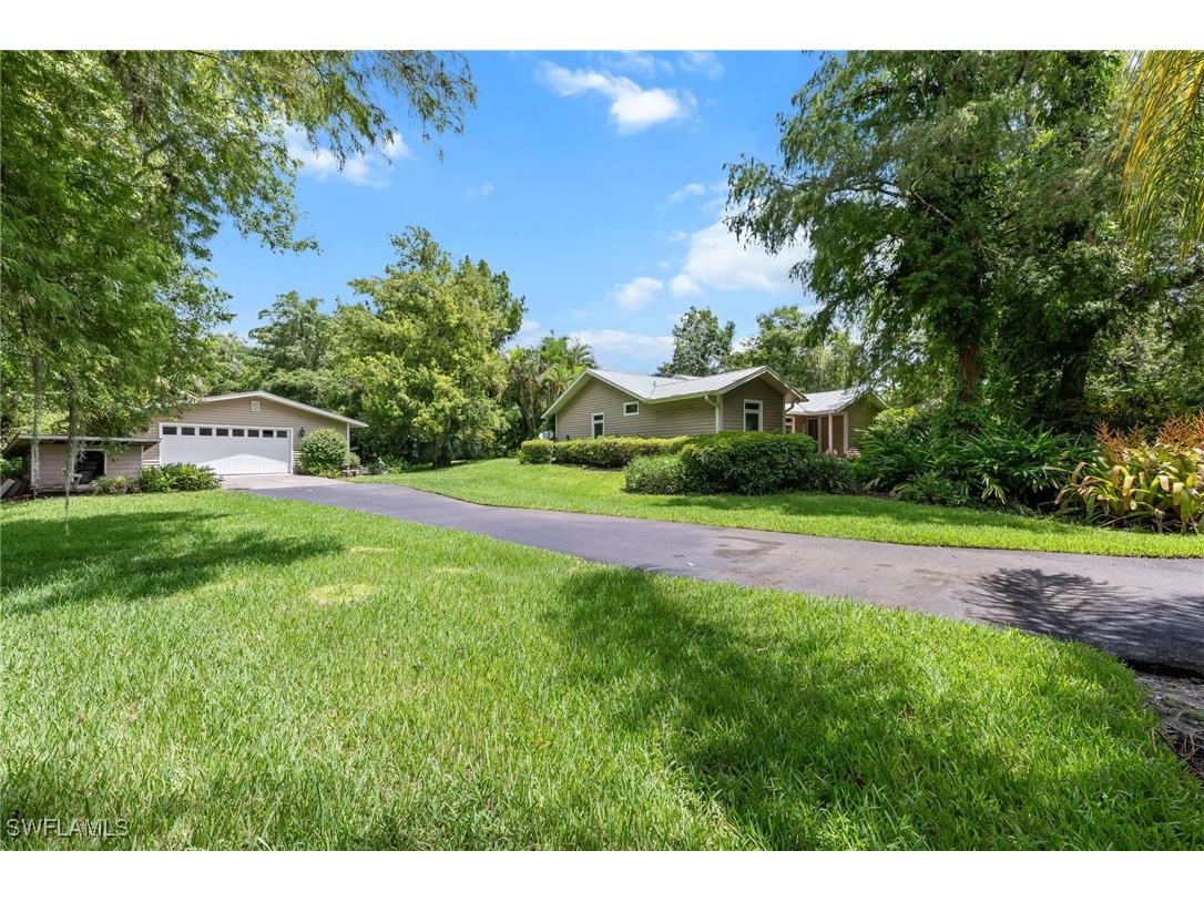 5247 Cherry Wood Drive Naples FL 34119 225067173 image2