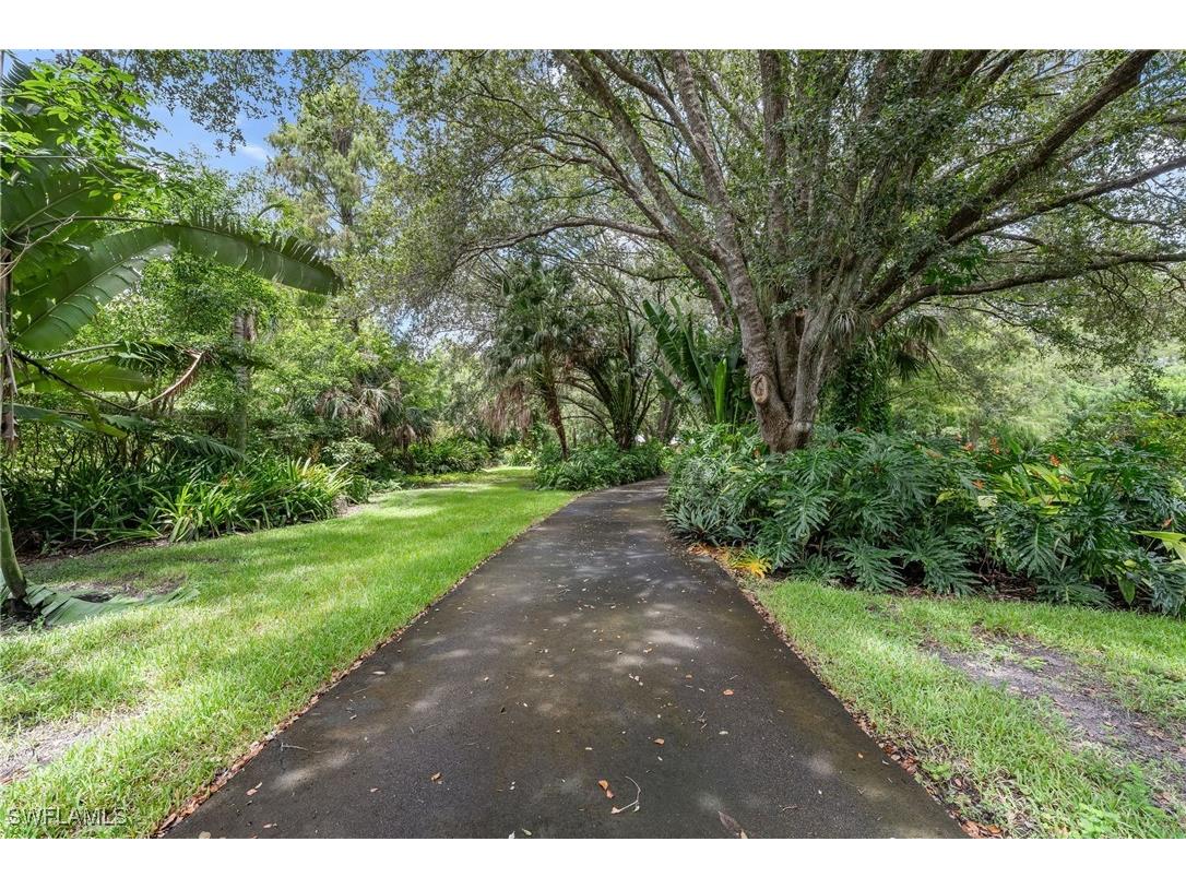 5247 Cherry Wood Drive Naples FL 34119 225067173 image5