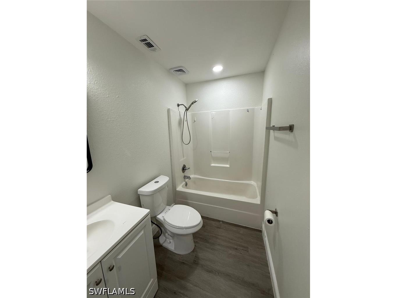 5248 Confederate Drive Naples FL 34113 226025471 image20