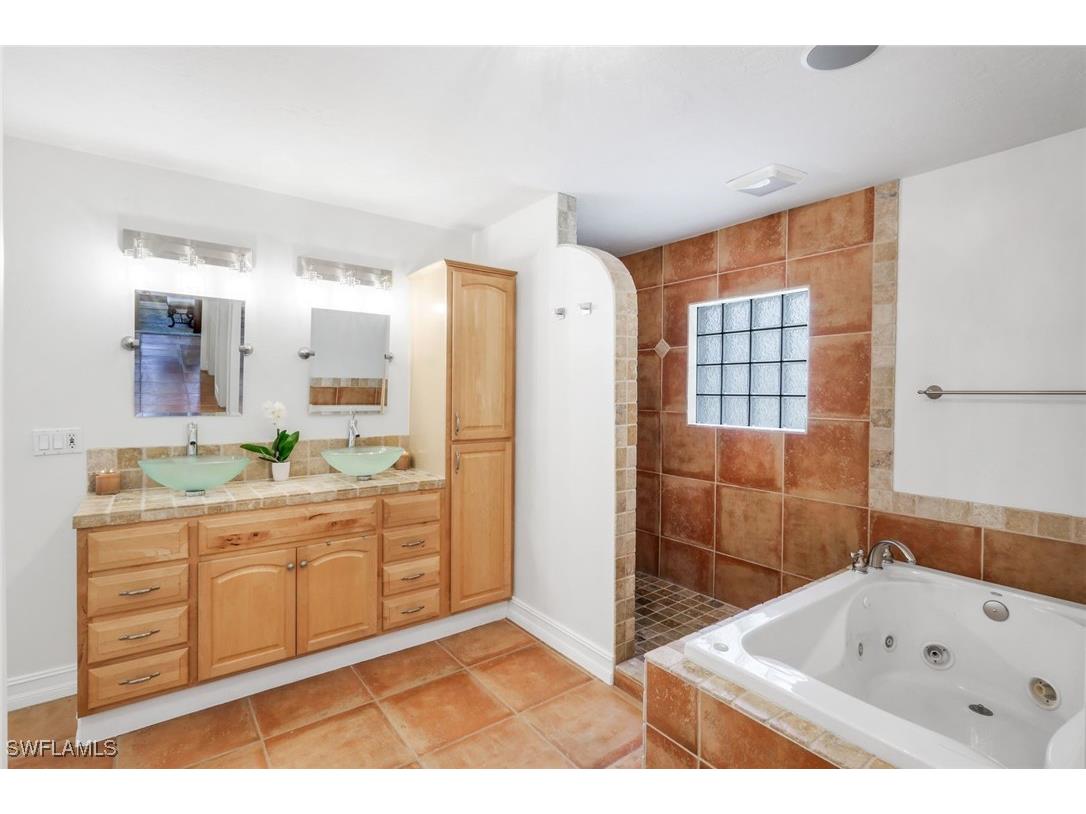 5248 Coral Wood Drive Naples FL 34119 225081207 image12