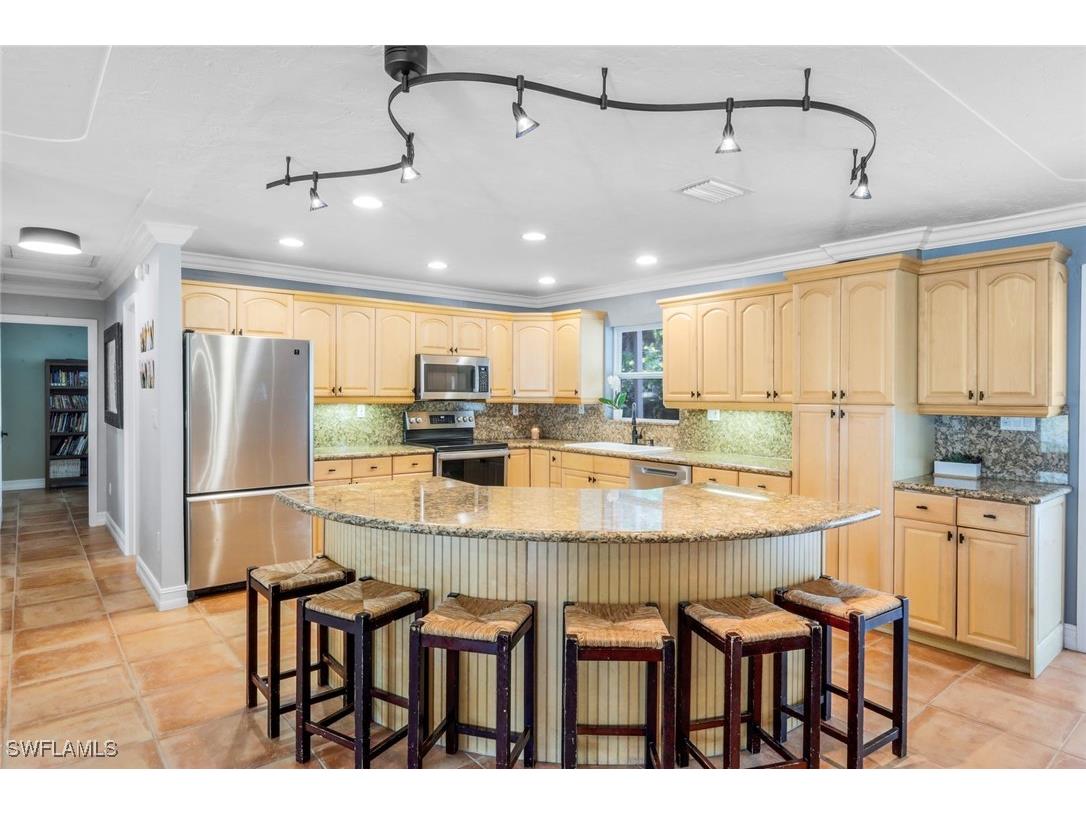 5248 Coral Wood Drive Naples FL 34119 225081207 image4