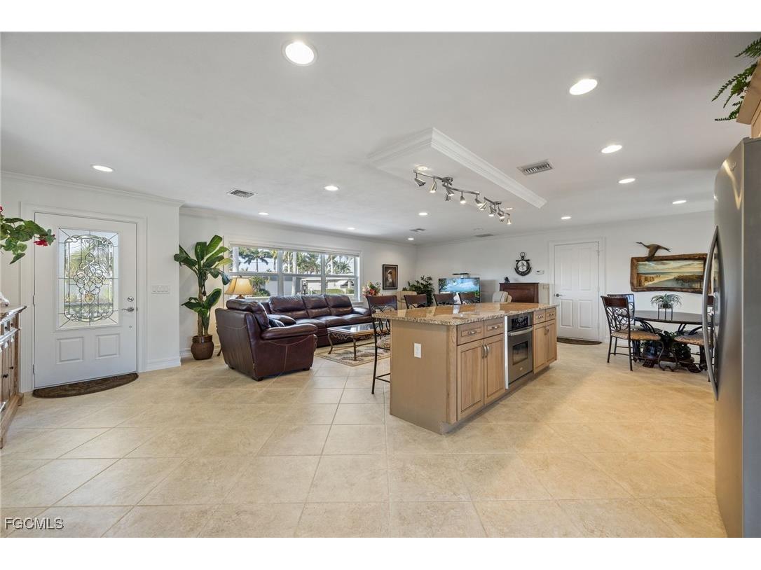 5249 Sunset Court Cape Coral FL 33904 2025024570 image13