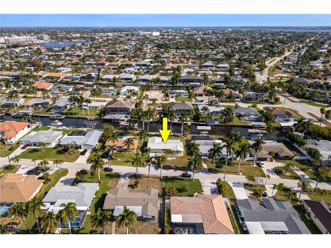 5249 Sunset Court Cape Coral FL 33904 2025024570 image30