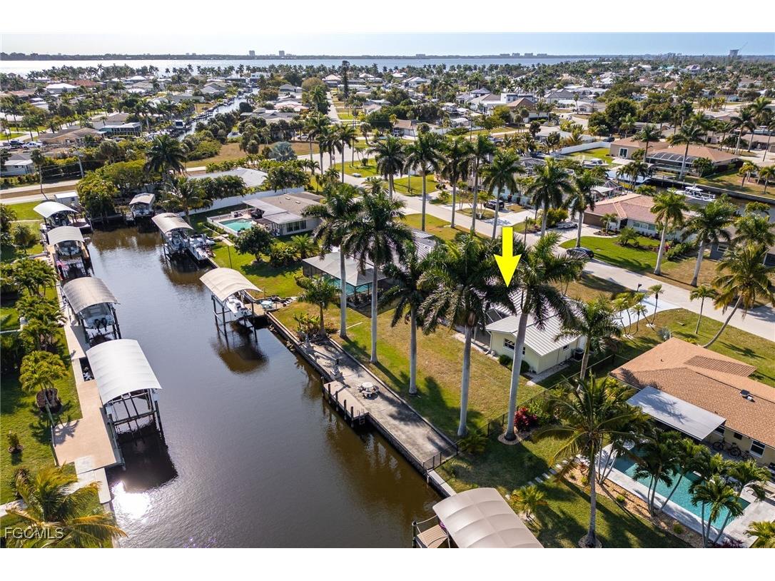 5249 Sunset Court Cape Coral FL 33904 2025024570 image33