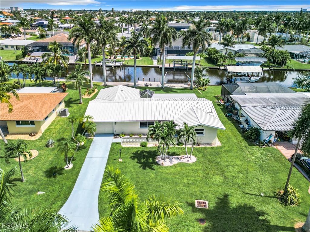 5249 Sunset Court Cape Coral FL 33904 2025024570 image35