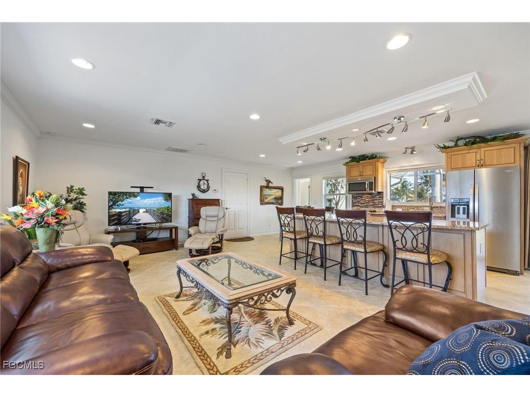 5249 Sunset Court Cape Coral FL 33904 2025024570 image5