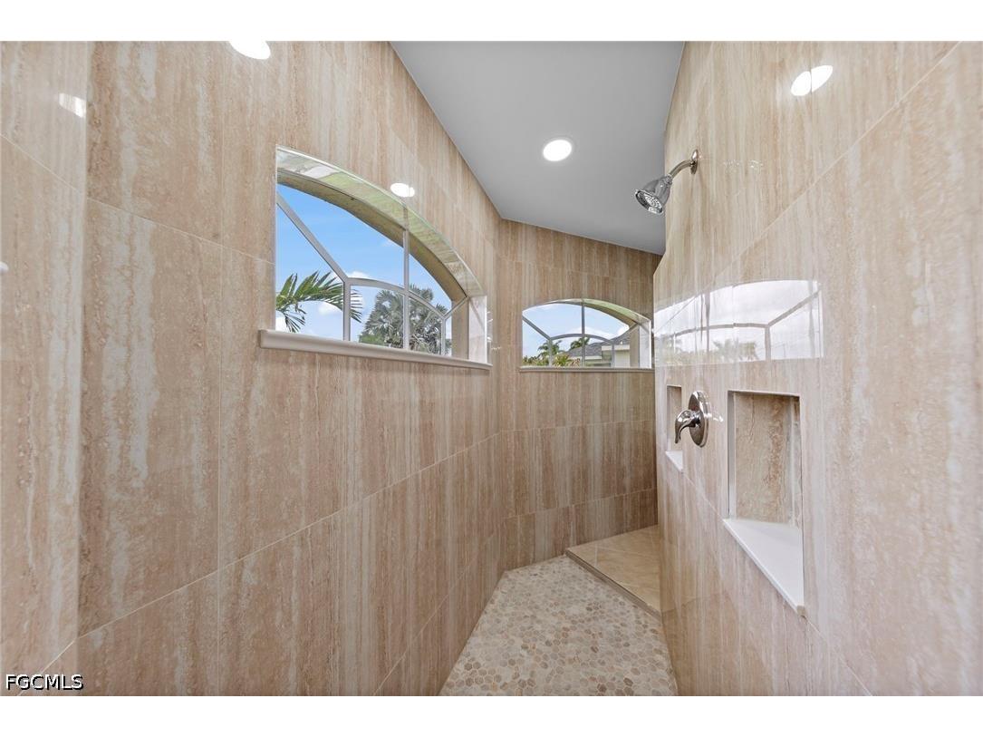 525 NE 6th Avenue Cape Coral FL 33909 2026017735 image24