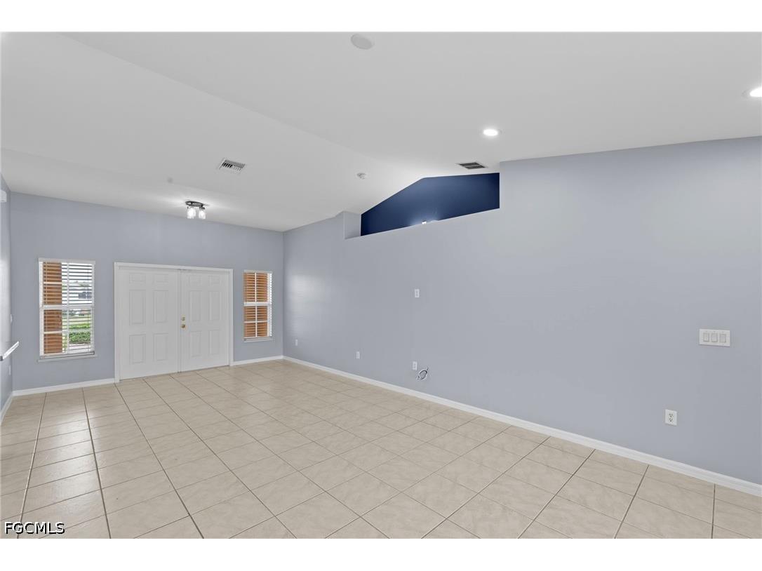 525 NE 6th Avenue Cape Coral FL 33909 2026017735 image6