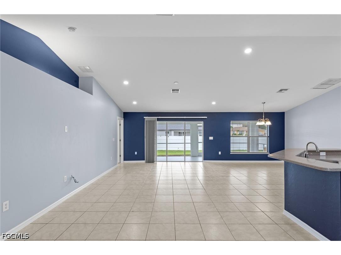 525 NE 6th Avenue Cape Coral FL 33909 2026017735 image7