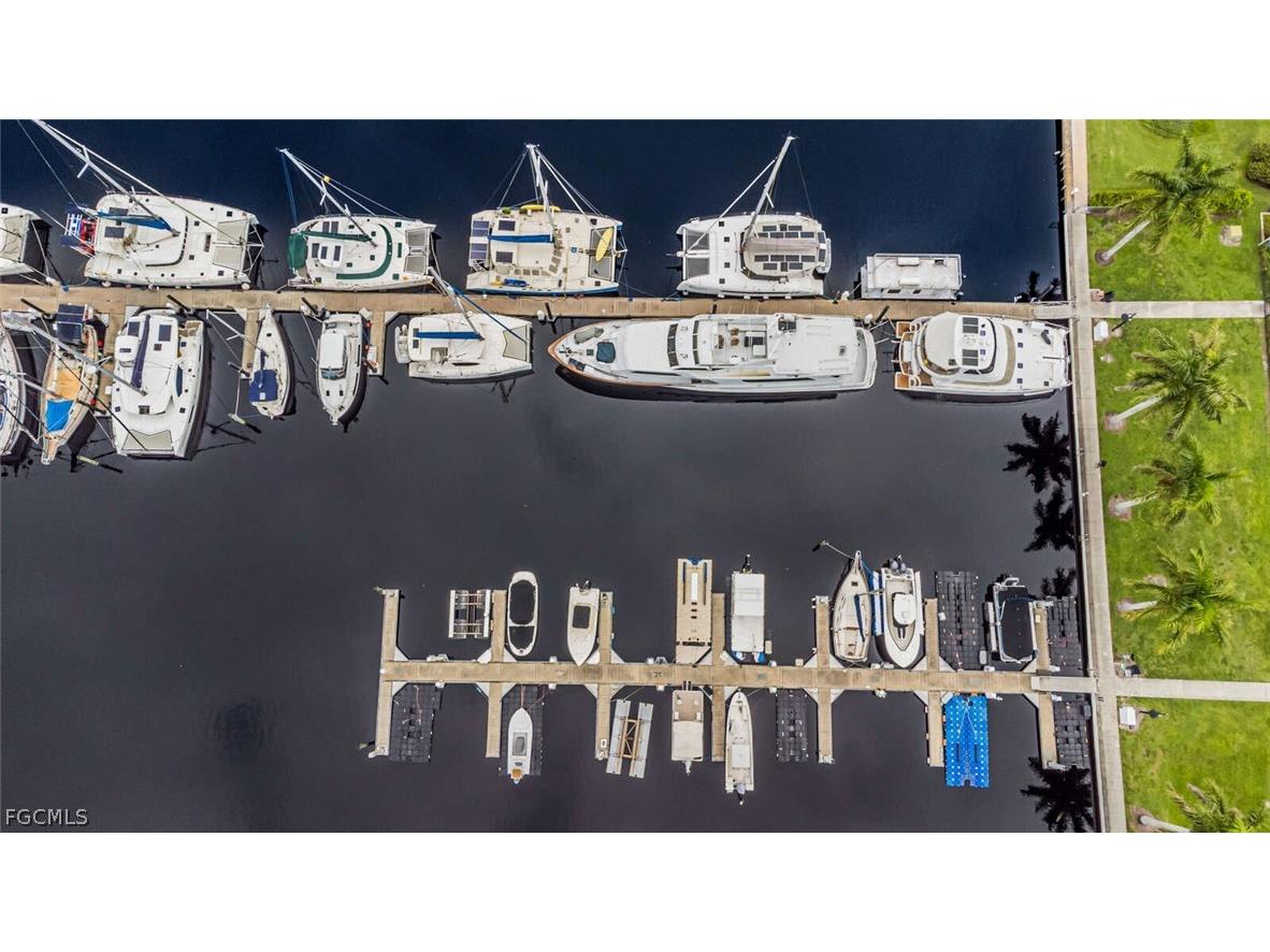 525 Newport Drive Naples FL 34114 2026010953 image9