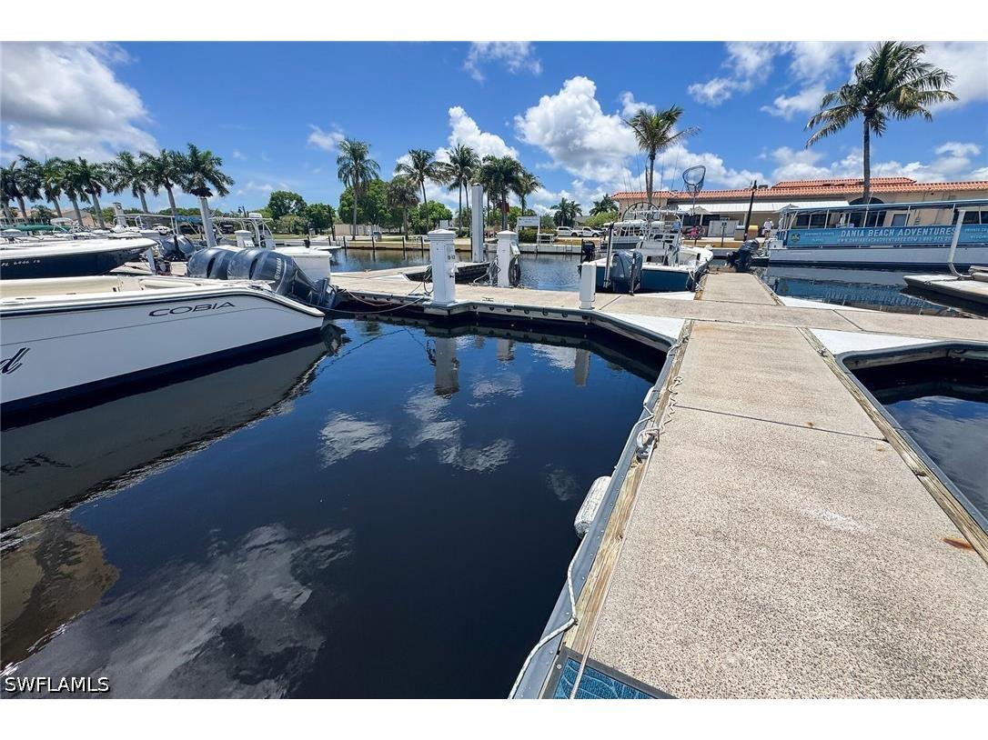 525 Newport Drive Other FL 34114 226021273 image7