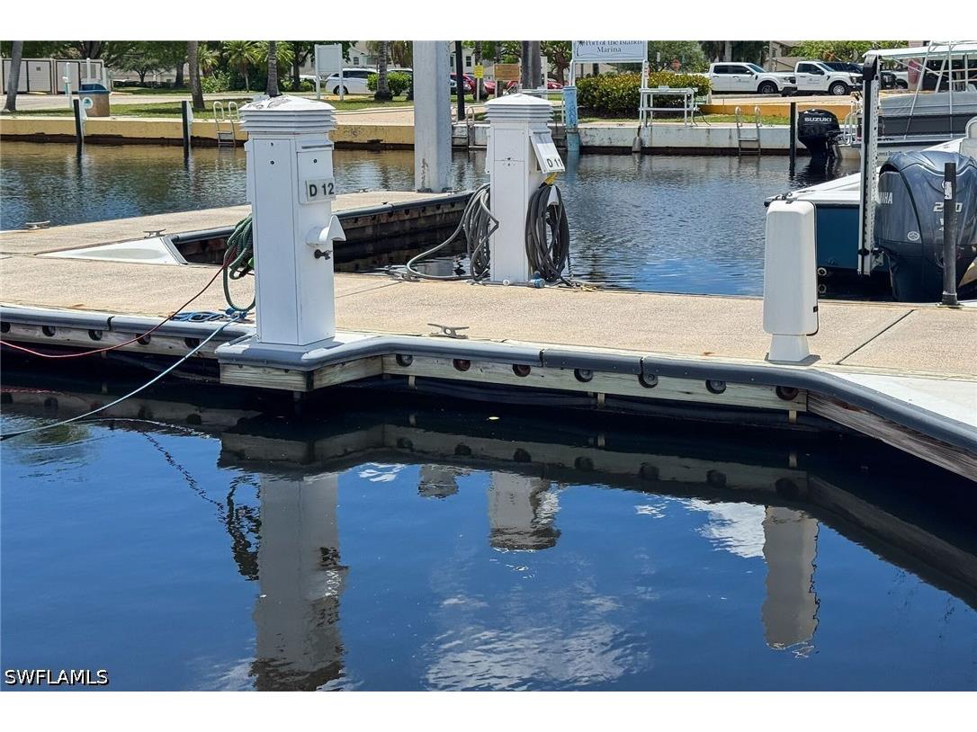 525 Newport Drive Other FL 34114 226021273 image8
