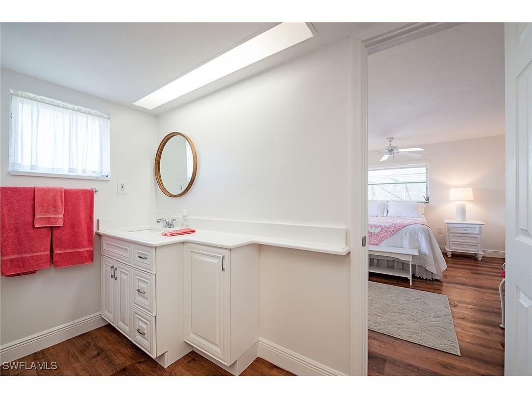 525 Port Side Drive Naples FL 34103 225058329 image11