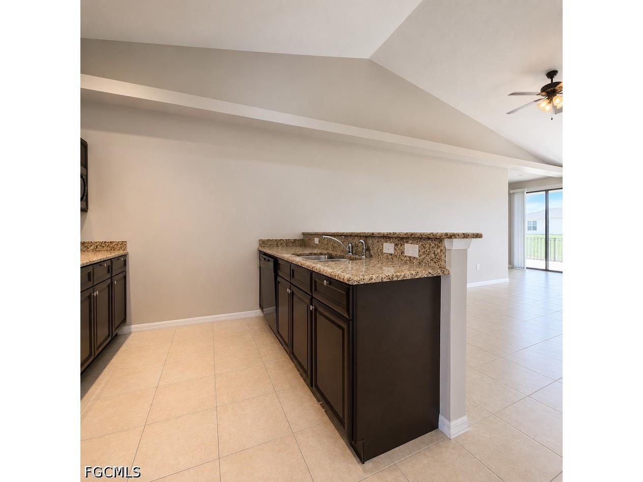 525 SE 4th Terrace Cape Coral FL 33990 2026031502 image2