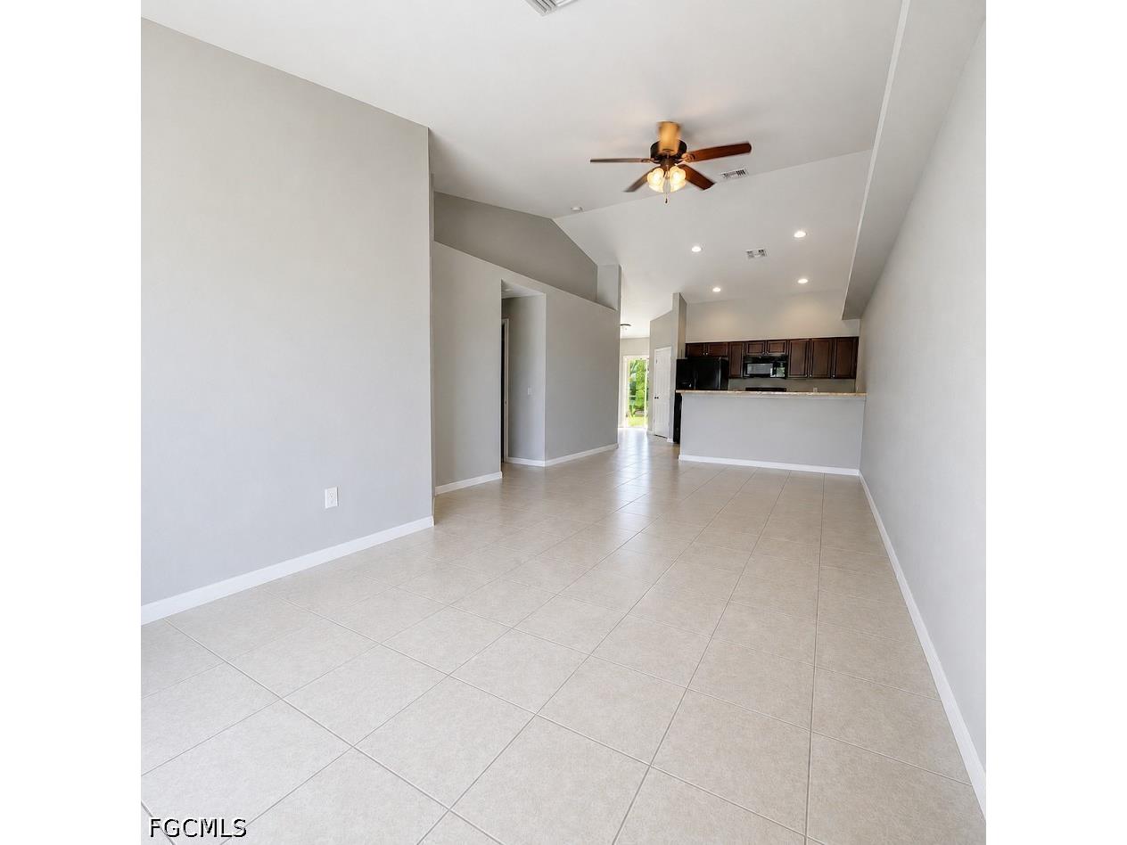 525 SE 4th Terrace Cape Coral FL 33990 2026031502 image6