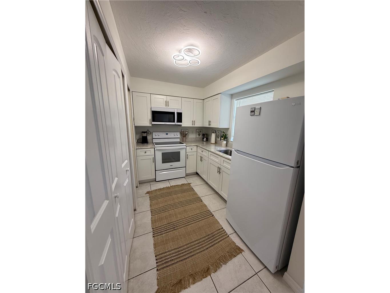525 SE Van Loon Terrace Cape Coral FL 33990 2026015518 image11