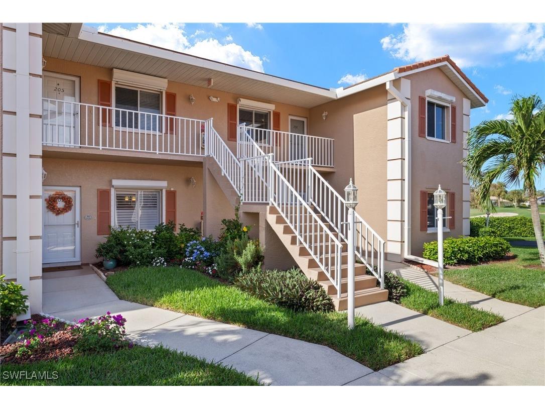 525 Saratoga Circle #G-206 Naples FL 34104 224090990 image1