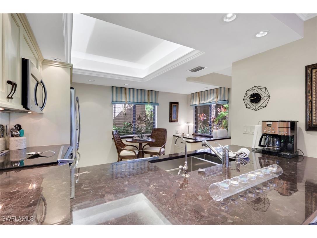 5250 Fox Hollow Drive #505 Naples FL 34104 225080237 image10