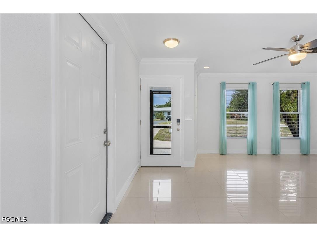 5251 Tower Drive Cape Coral FL 33904 2026022344 image4