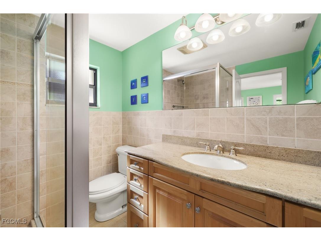 5251 Westminster Drive Fort Myers FL 33919 2026003850 image21