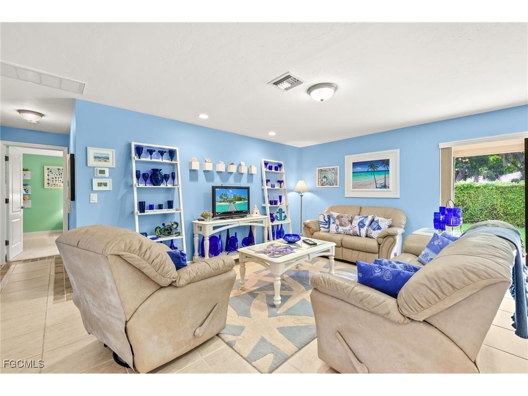 5251 Westminster Drive Fort Myers FL 33919 2026003850 image31