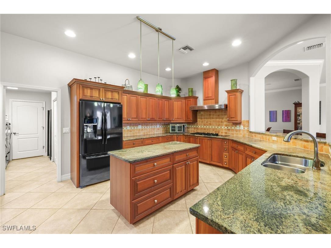 5251 Westminster Drive Fort Myers FL 33919 225058707 image10