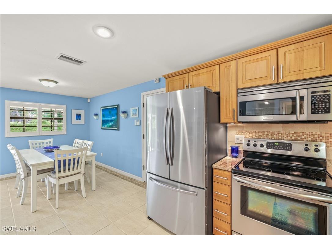 5251 Westminster Drive Fort Myers FL 33919 225058707 image40