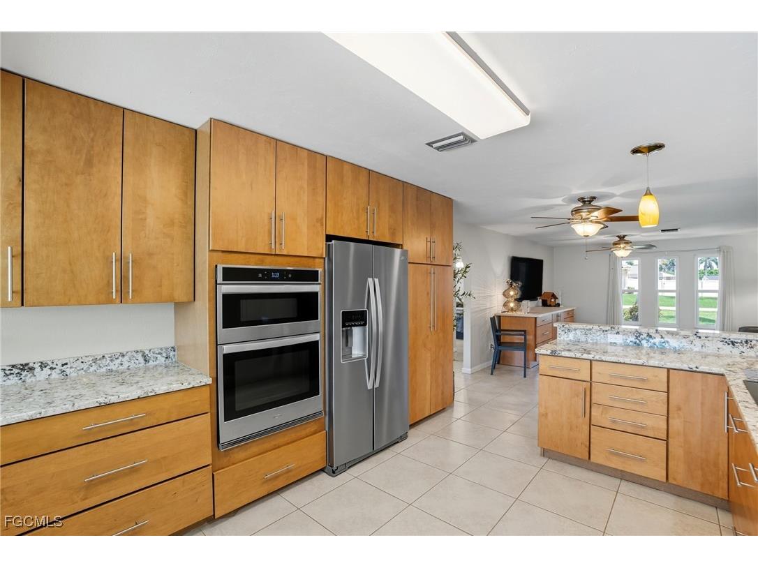 5252 Seminole Court Cape Coral FL 33904 2025009877 image11