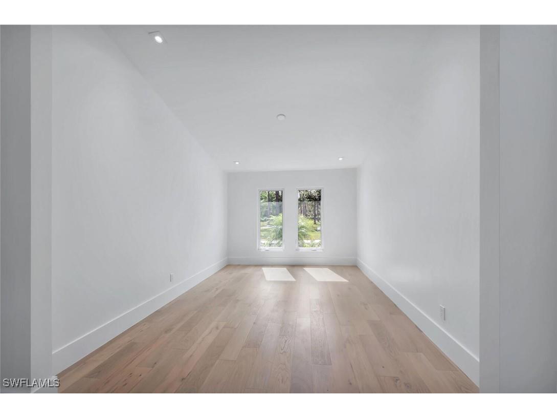 5253 Sycamore Drive Naples FL 34119 225076528 image11