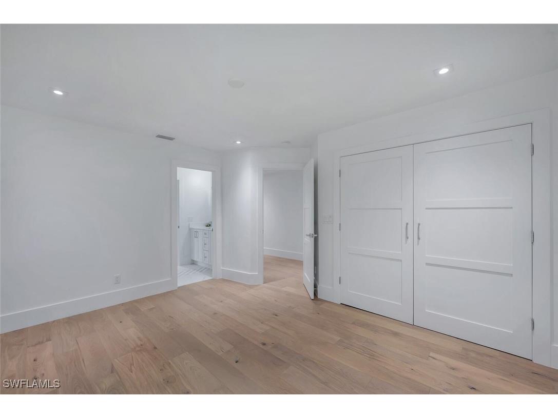 5253 Sycamore Drive Naples FL 34119 225076528 image30