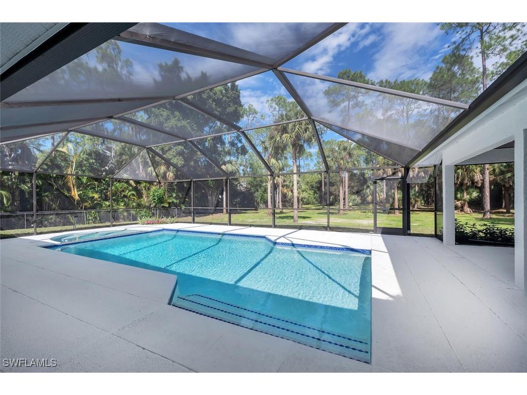 5253 Sycamore Drive Naples FL 34119 225076528 image41