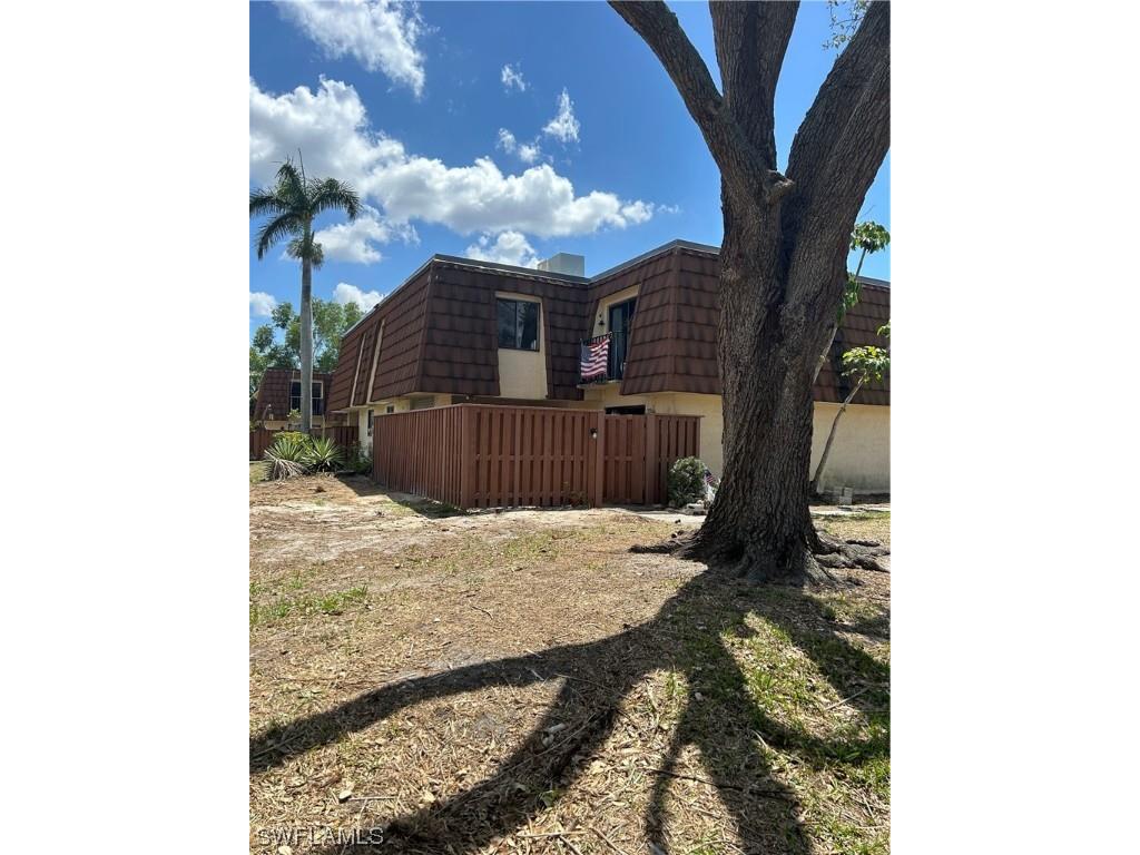 5254 Cedarbend Drive #2 Fort Myers FL 33919 223031060 image1