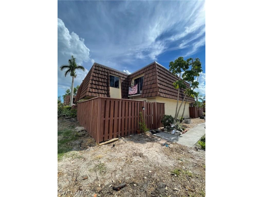 5254 Cedarbend Drive #2 Fort Myers FL 33919 223040124 image1