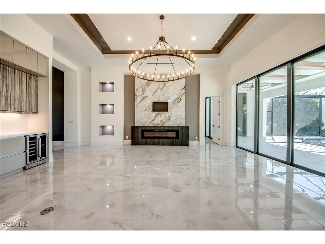 5254 Tamiami Court Cape Coral FL 33904 2025023202 image10