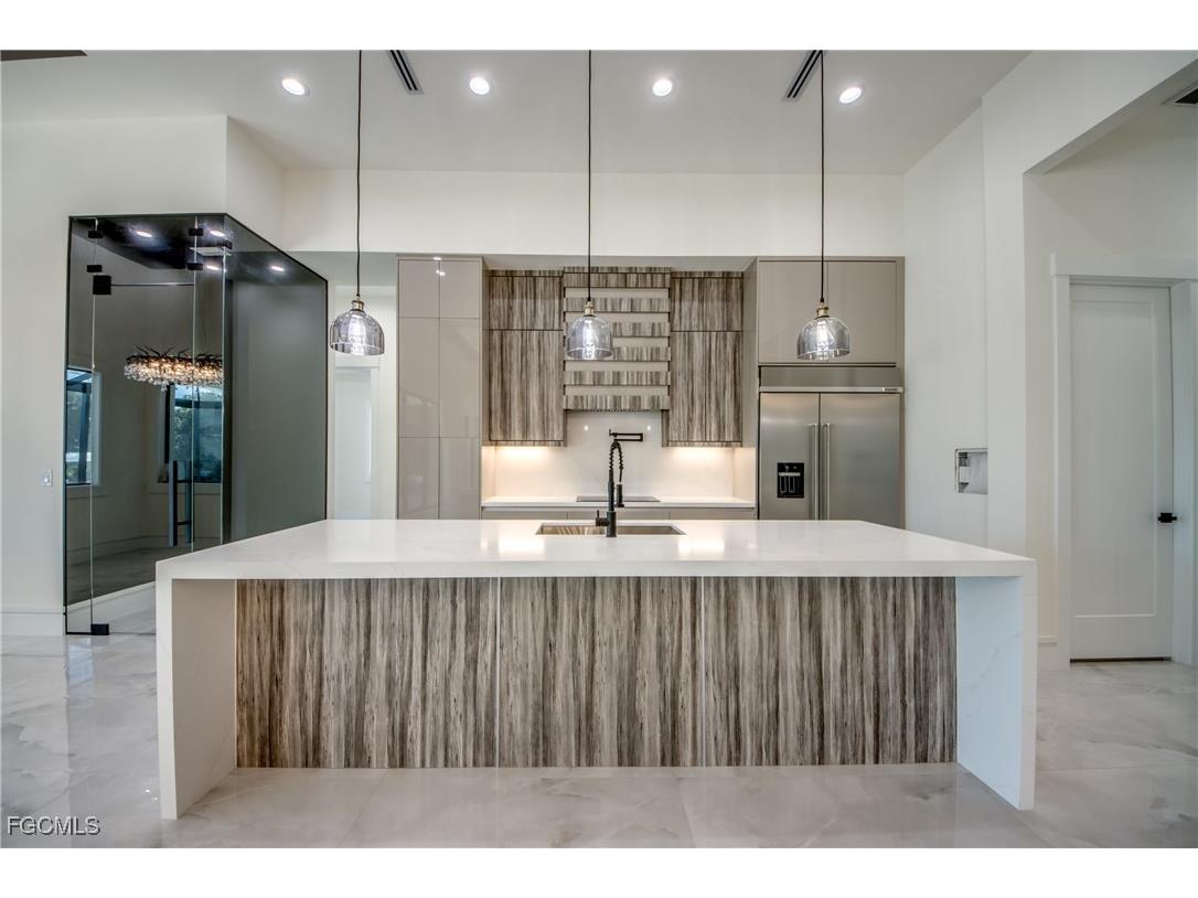 5254 Tamiami Court Cape Coral FL 33904 2025023202 image16