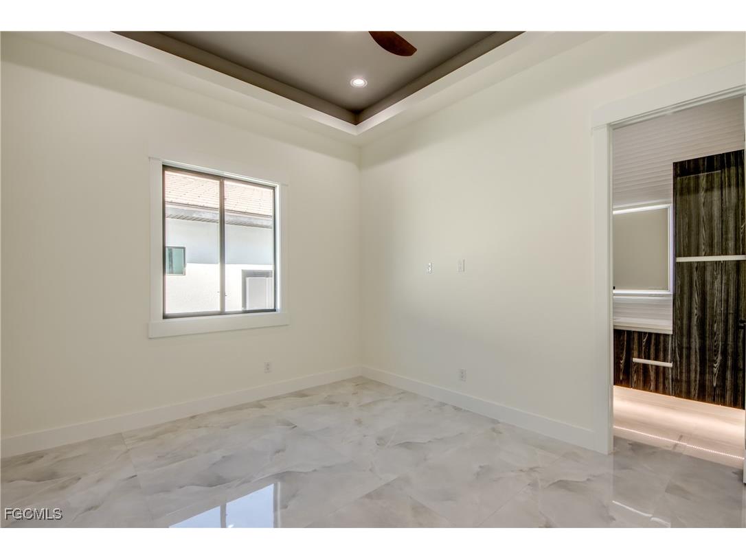 5254 Tamiami Court Cape Coral FL 33904 2025023202 image34