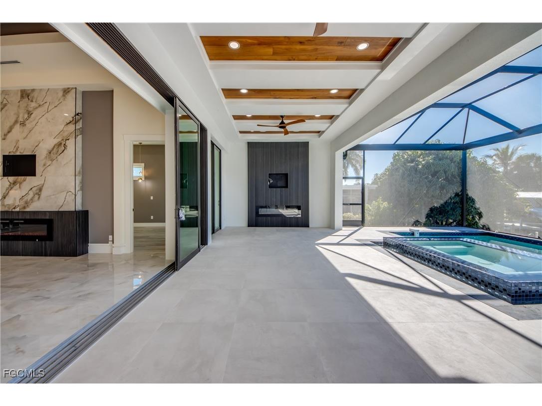 5254 Tamiami Court Cape Coral FL 33904 2025023202 image39