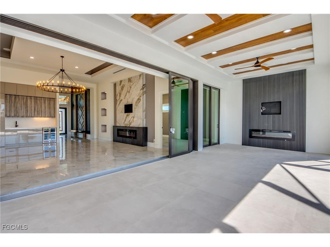 5254 Tamiami Court Cape Coral FL 33904 2025023202 image40